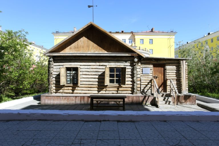 Первый деревянный дом Норильска, дом-музей Николая Урванцева