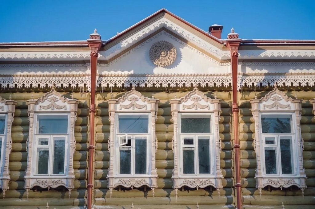 Отреставрированный дом, Томск, Московский тракт, 7